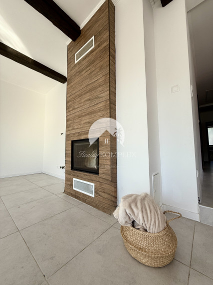 Reality KOMPLEX s.r.o. Vám ponúka na predaj rodinný dom v obci Okoč!