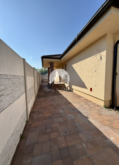 Reality KOMPLEX s.r.o. Vám ponúka na predaj rodinný dom v obci Okoč!