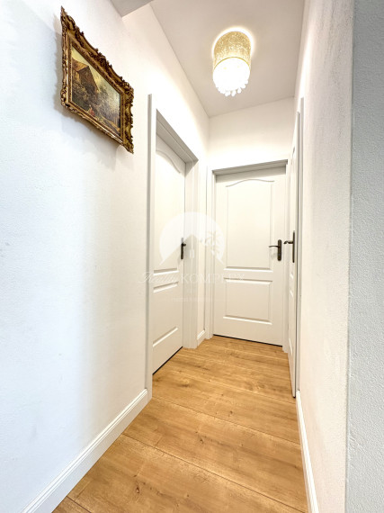 Reality KOMPLEX s.r.o., ponúka na PREDAJ luxusný nadštandardný rodinný dom s relaxačnou záhradou v tichej a obľúbenej lokalite FLORIDA VILLA PARK v meste Dunajská Streda !!!