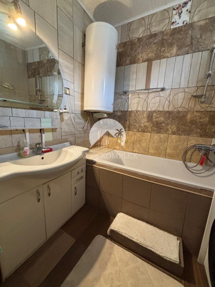 Reality KOMPLEX s.r.o. Vám EXKLUZÍVNE ponúka na predaj rodinný dom v meste Kolárovo