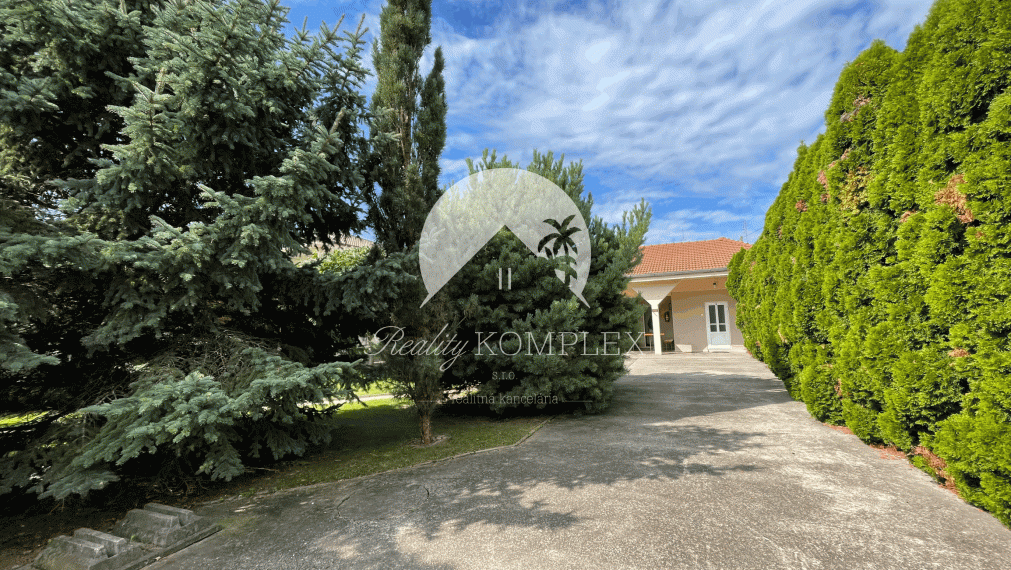 Reality KOMPLEX s.r.o. Vám ponúka apartmánový dom vo Veľkom Mederi