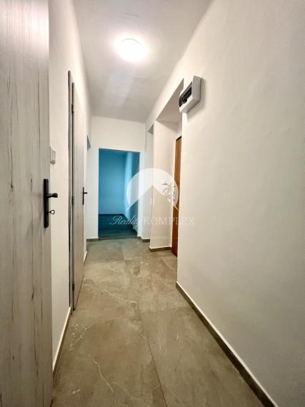 Reality KOMPLEX s.r.o. ponúka na PREDAJ kompletne zrekonštruovaný 2 izbový byt v Dunajskej Strede