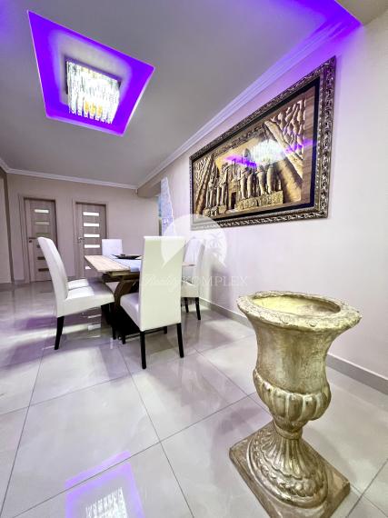 Reality KOMPLEX s.r.o. Vám ponúka na PREDAJ luxusnú vilu v obci Číčov