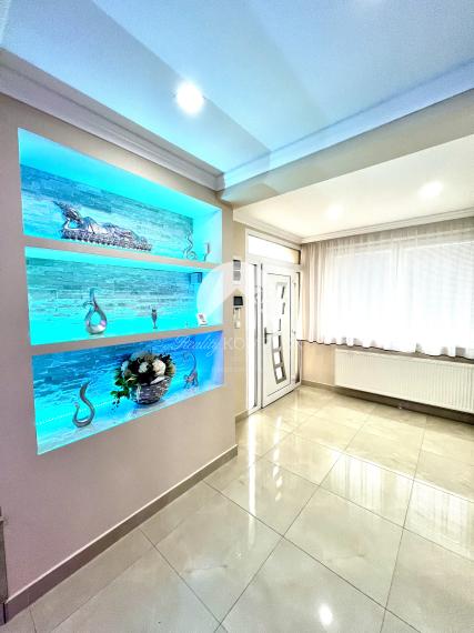 Reality KOMPLEX s.r.o. Vám ponúka na PREDAJ luxusnú vilu v obci Číčov