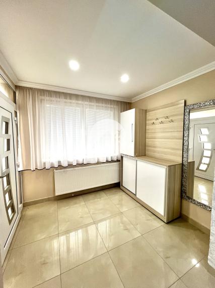 Reality KOMPLEX s.r.o. Vám ponúka na PREDAJ luxusnú vilu v obci Číčov