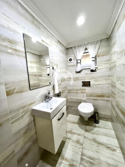 Reality KOMPLEX s.r.o. Vám ponúka na PREDAJ luxusnú vilu v obci Číčov