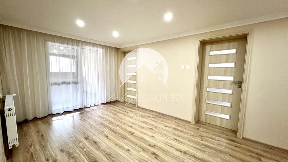 Reality KOMPLEX s.r.o. Vám ponúka na PREDAJ luxusnú vilu v obci Číčov