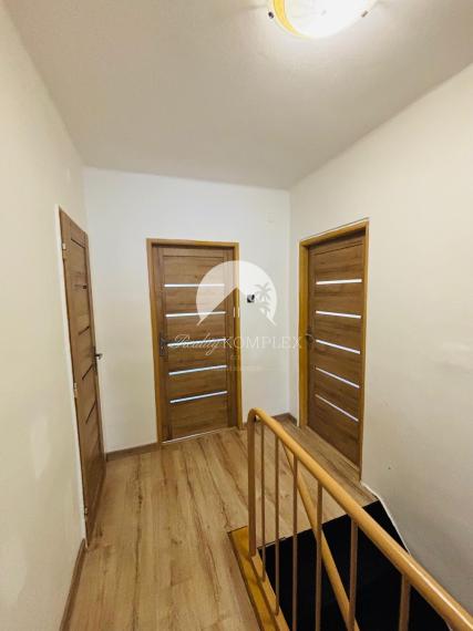 Reality KOMPLEX s.r.o Vám ponúka na predaj rodinný dom v obci Zlatná na Ostrove