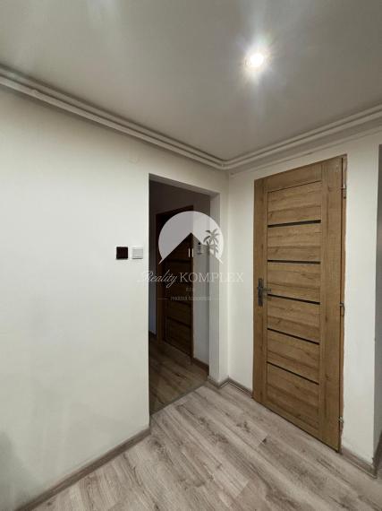 Reality KOMPLEX s.r.o Vám ponúka na predaj rodinný dom v obci Zlatná na Ostrove