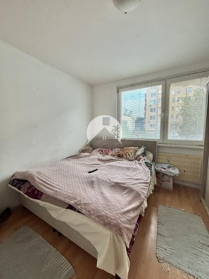 Exkluzívne iba u nás Vám Reality KOMPLEX s.r.o., ponúka na PREDAJ 3 izbový priestranný  byt v atraktívnej  lokalite Mesta Komárno!