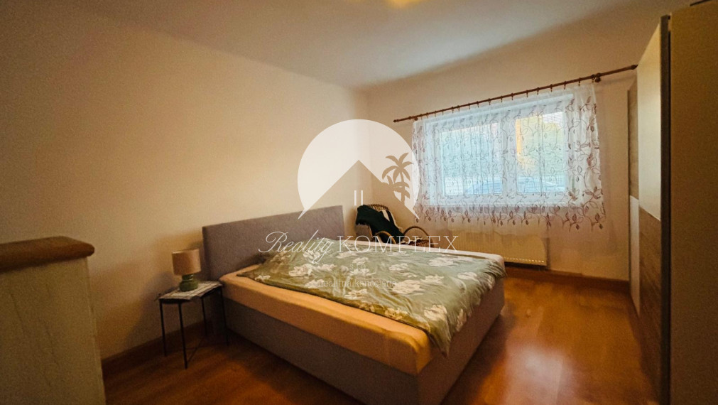 Reality KOMPLEX s.r.o. Vám ponúka exkluzívne na predaj rodinný dom v obci Zemianska Olča