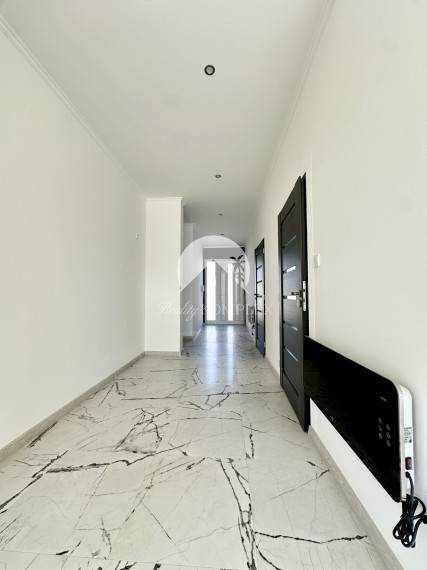 Reality KOMPLEX vám ponúka na predaj modernú novostavbu 5-izbového rodinného domu