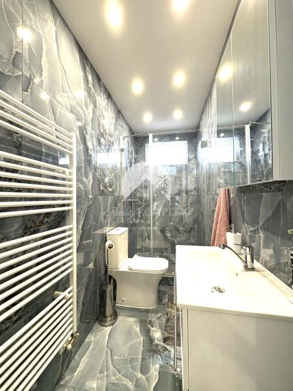 IBA U NÁS !!! Reality KOMPLEX s.r.o., ponúka na PREDAJ luxusný nadštandardný rodinný dom v tichej časti KOLÁROVA !!!