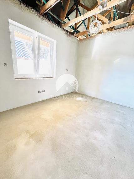 Reality KOMPLEX s.r.o., Vám ponúka na predaj moderný 4-izbový dom v obci Bodza