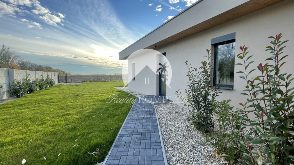 Na prenájom moderný 3-izbový dom v Masníkove