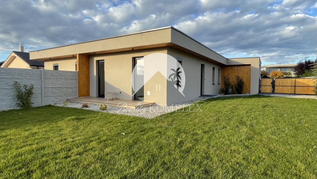 Na prenájom moderný 3-izbový dom v Masníkove