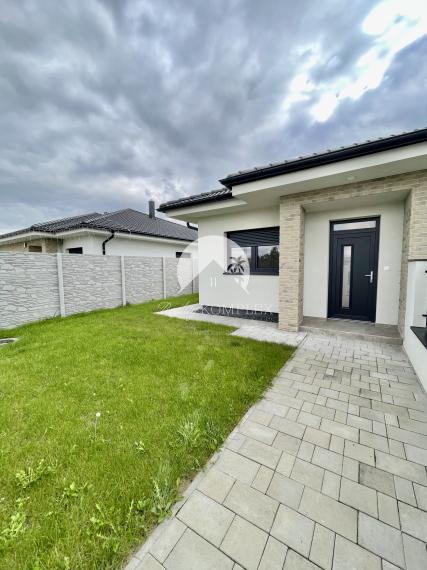 Reality KOMPLEX s.r.o. Vám ponúka modernú 4-izbovú novostavbu v Dunajskej Strede