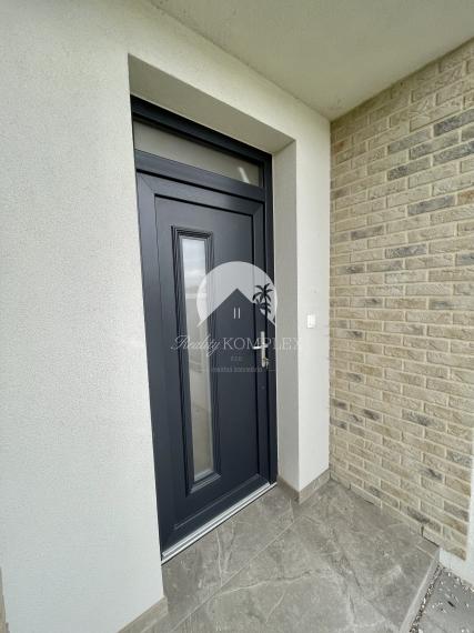 Reality KOMPLEX s.r.o. Vám ponúka modernú 4-izbovú novostavbu v Dunajskej Strede