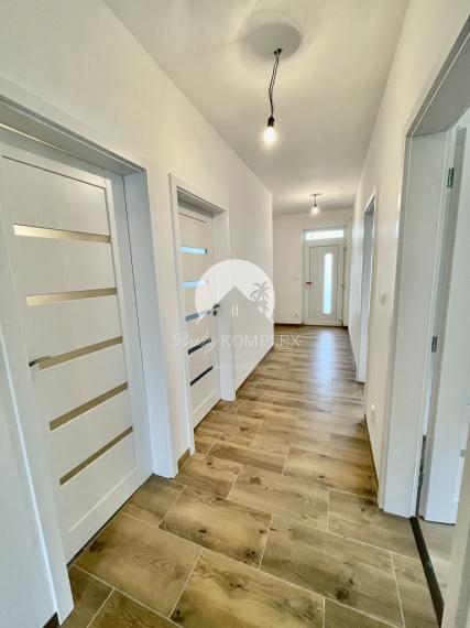 Reality KOMPLEX s.r.o. Vám ponúka modernú 4-izbovú novostavbu v Dunajskej Strede