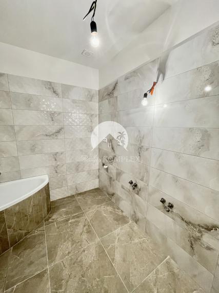 Reality KOMPLEX s.r.o. Vám ponúka modernú 4-izbovú novostavbu v Dunajskej Strede