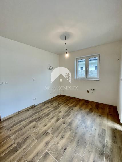 Reality KOMPLEX s.r.o. Vám ponúka modernú 4-izbovú novostavbu v Dunajskej Strede