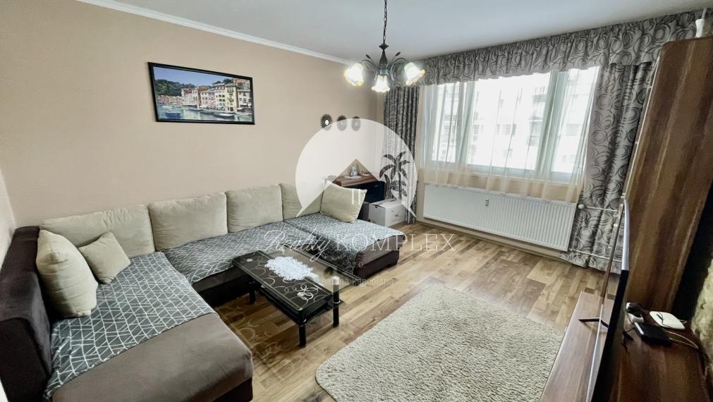 Reality KOMPLEX s.r.o. Vám ponúka 3-izbový byt s loggiou po kompletnej rekonštrukcii