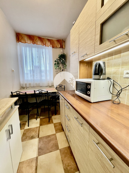 Reality KOMPLEX s.r.o. Vám ponúka 3-izbový byt s loggiou po kompletnej rekonštrukcii