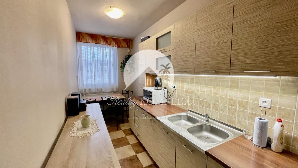 Reality KOMPLEX s.r.o. Vám ponúka 3-izbový byt s loggiou po kompletnej rekonštrukcii