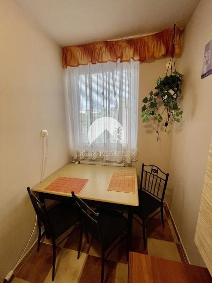 Reality KOMPLEX s.r.o. Vám ponúka 3-izbový byt s loggiou po kompletnej rekonštrukcii