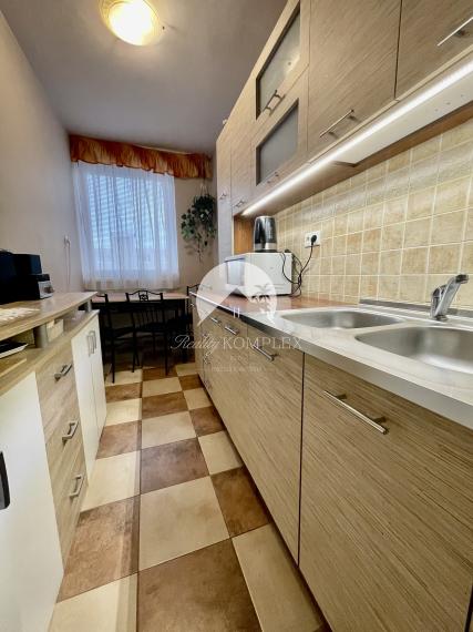 Reality KOMPLEX s.r.o. Vám ponúka 3-izbový byt s loggiou po kompletnej rekonštrukcii