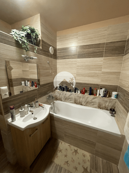 Reality KOMPLEX s.r.o. Vám ponúka 3-izbový byt s loggiou po kompletnej rekonštrukcii