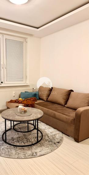 Reality KOMPLEX s.r.o., Vám ponúka garsonku vo VYHĽADÁVANEJ lokalite mesta Nové Zámky  od spoľahlivého majiteľa!!!!