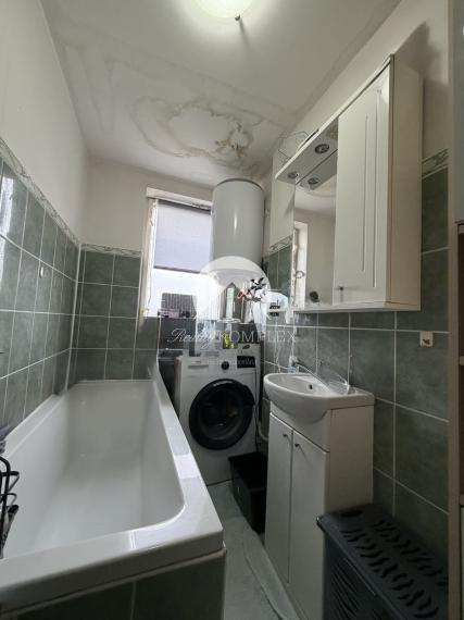 Reality KOMPLEX s.r.o. vám ponúka exkluzívne na predaj 3-izbový byt v obci Zemianska Olča.