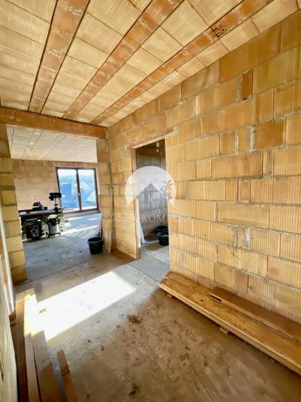 EXKLUZÍVNE Vám ponúkame NA PREDAJ rodinný dom v malebnom prostredí - v obci Pozba