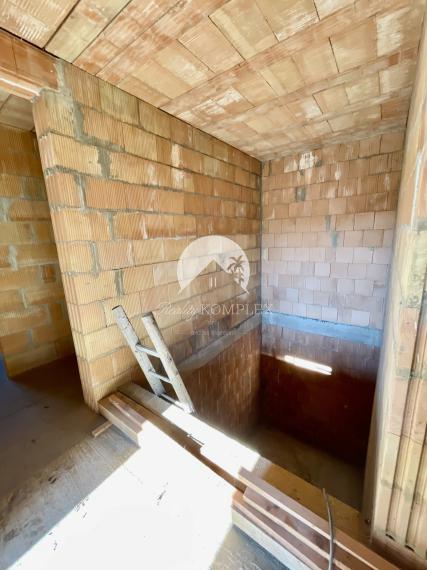 EXKLUZÍVNE Vám ponúkame NA PREDAJ rodinný dom v malebnom prostredí - v obci Pozba