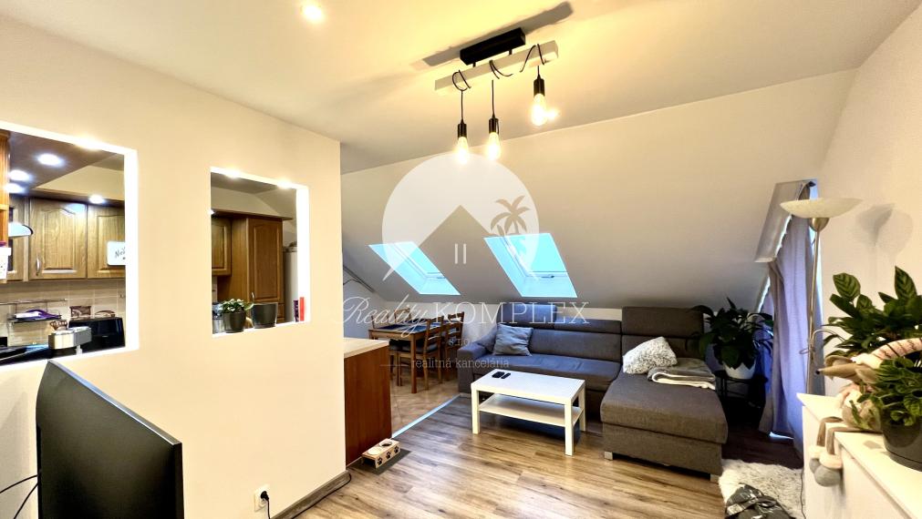 Reality KOMPLEX s.r.o. ponúka na PRENÁJOM veľkometrážny 3 izbový byt v Dunajskej Strede