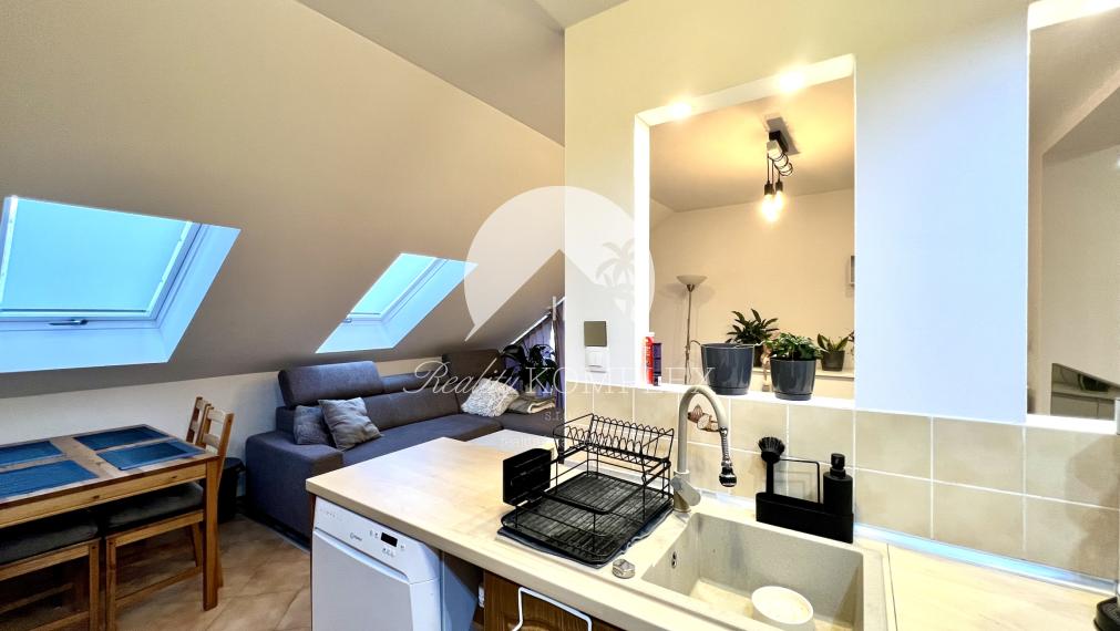 Reality KOMPLEX s.r.o. ponúka na PRENÁJOM veľkometrážny 3 izbový byt v Dunajskej Strede