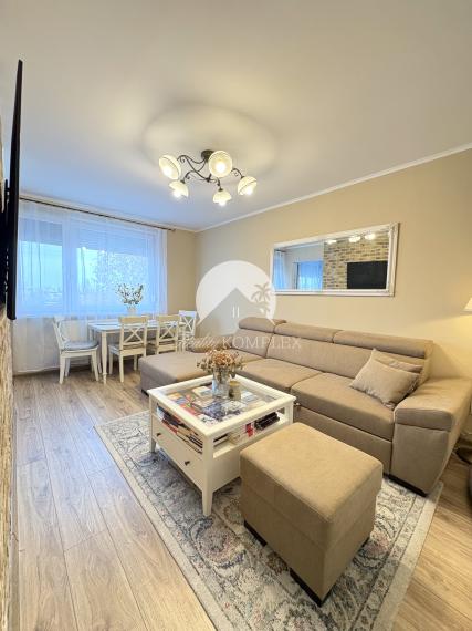 Reality KOMPLEX s.r.o., Vám ponúka kompletne zrekonštruovaný 3-izbový byt s loggiou na prenájom v dobrej lokalite v Komárne !!!