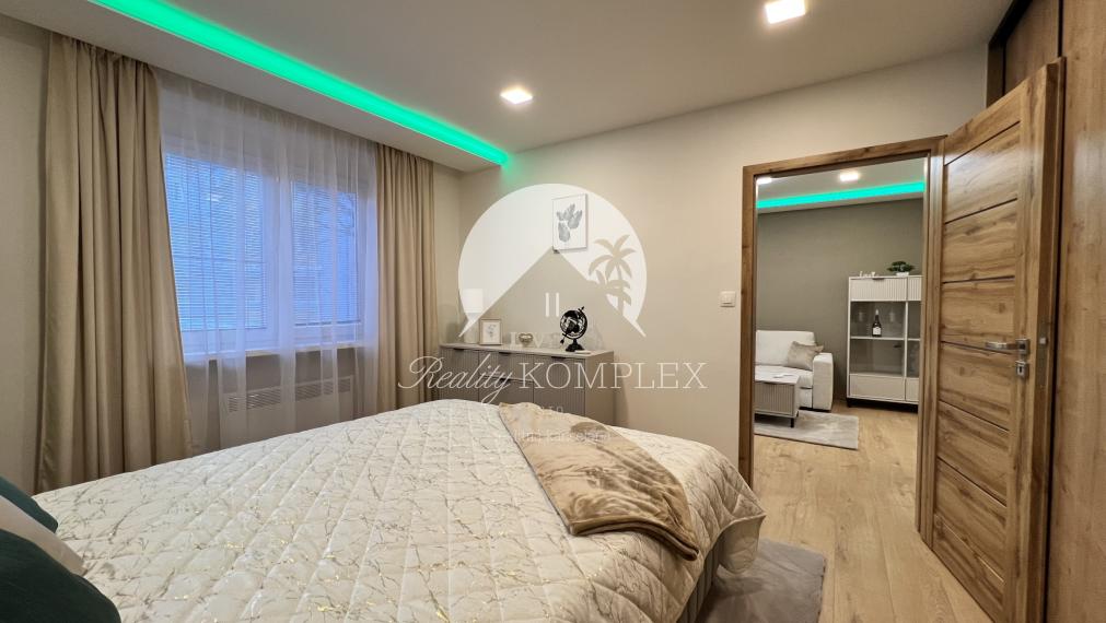 Reality KOMPLEX s.r.o. ponúka na PRENÁJOM luxusný 2 izbový byt v Komárne!