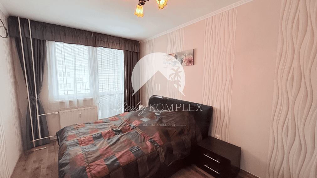 Reality KOMPLEX s.r.o. Vám ponúka 3-izbový zariadený byt s loggiou NA PRENÁJOM - Dunajská Streda
