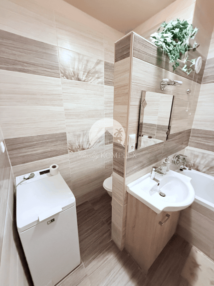 Reality KOMPLEX s.r.o. Vám ponúka 3-izbový zariadený byt s loggiou NA PRENÁJOM - Dunajská Streda