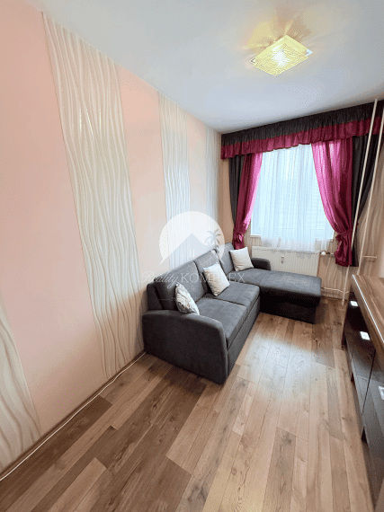 Reality KOMPLEX s.r.o. Vám ponúka 3-izbový zariadený byt s loggiou NA PRENÁJOM - Dunajská Streda