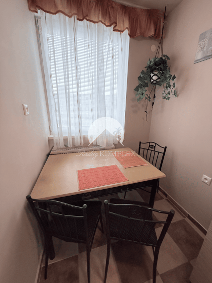 Reality KOMPLEX s.r.o. Vám ponúka 3-izbový zariadený byt s loggiou NA PRENÁJOM - Dunajská Streda