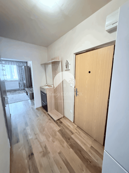 Reality KOMPLEX s.r.o. Vám ponúka 3-izbový zariadený byt s loggiou NA PRENÁJOM - Dunajská Streda