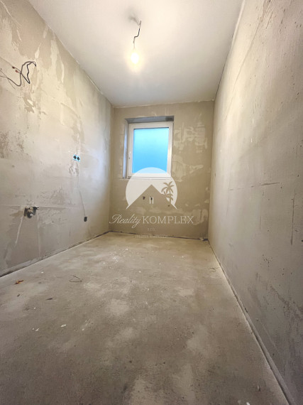 Reality KOMPLEX s.r.o., Vám ponúka na predaj moderný 4-izbový dom v obci Bodza