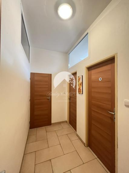 Reality KOMPLEX s.r.o. Vám ponúka do prenájmu  kancelárske priestory v centre Komárna!