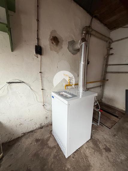 Reality KOMPLEX s.r.o. Vám ponúka na dlhodobý prenájom 3-izbový rodinný dom v obci Sokolce.