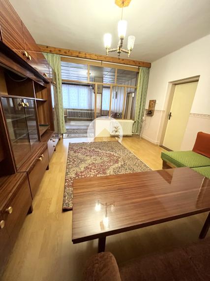 Reality KOMPLEX s.r.o., Vám ponúka na predaj priestranný 4-izbový rodinny dom v obci Baloň