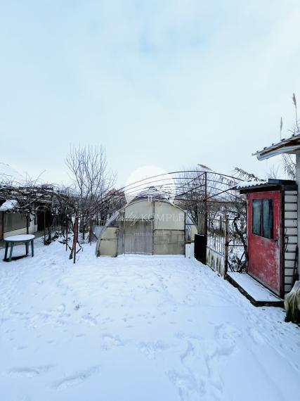 Reality KOMPLEX s.r.o., Vám ponúka na predaj priestranný 4-izbový rodinny dom v obci Baloň