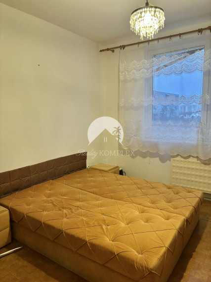 Reality KOMPLEX s.r.o., Vám ponúka na PREDAJ  3 izbový byt s balkónom a krásnym výhľadom na Alžbetin ostrov v Meste Komárno!